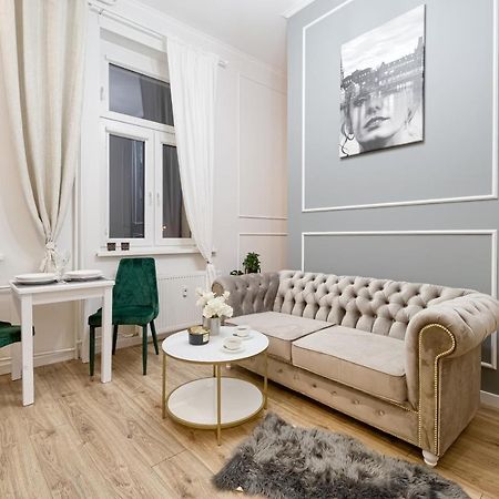 פילה Niron Apartament Dom Z Papieru Sztokholm מראה חיצוני תמונה
